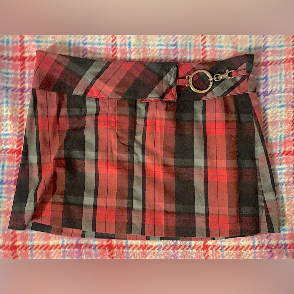 Y2K retro punk grunge- Wet Seal plaid micro mini skirt  pink/black